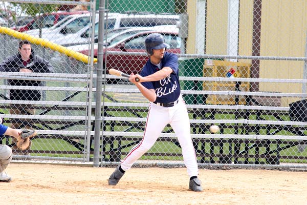Ryan Servais1